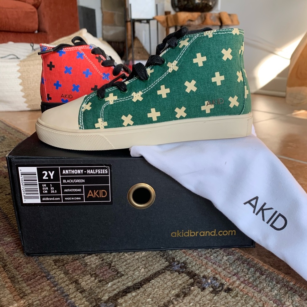 AKID kids sneakers